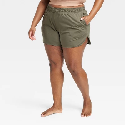 Women's Soft Stretch Shorts 3.5" - All In Motion™ - Image 10
