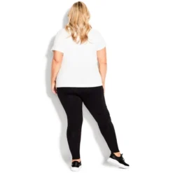 Women's Plus Size Pocket Active Legging - Black | AVENUE